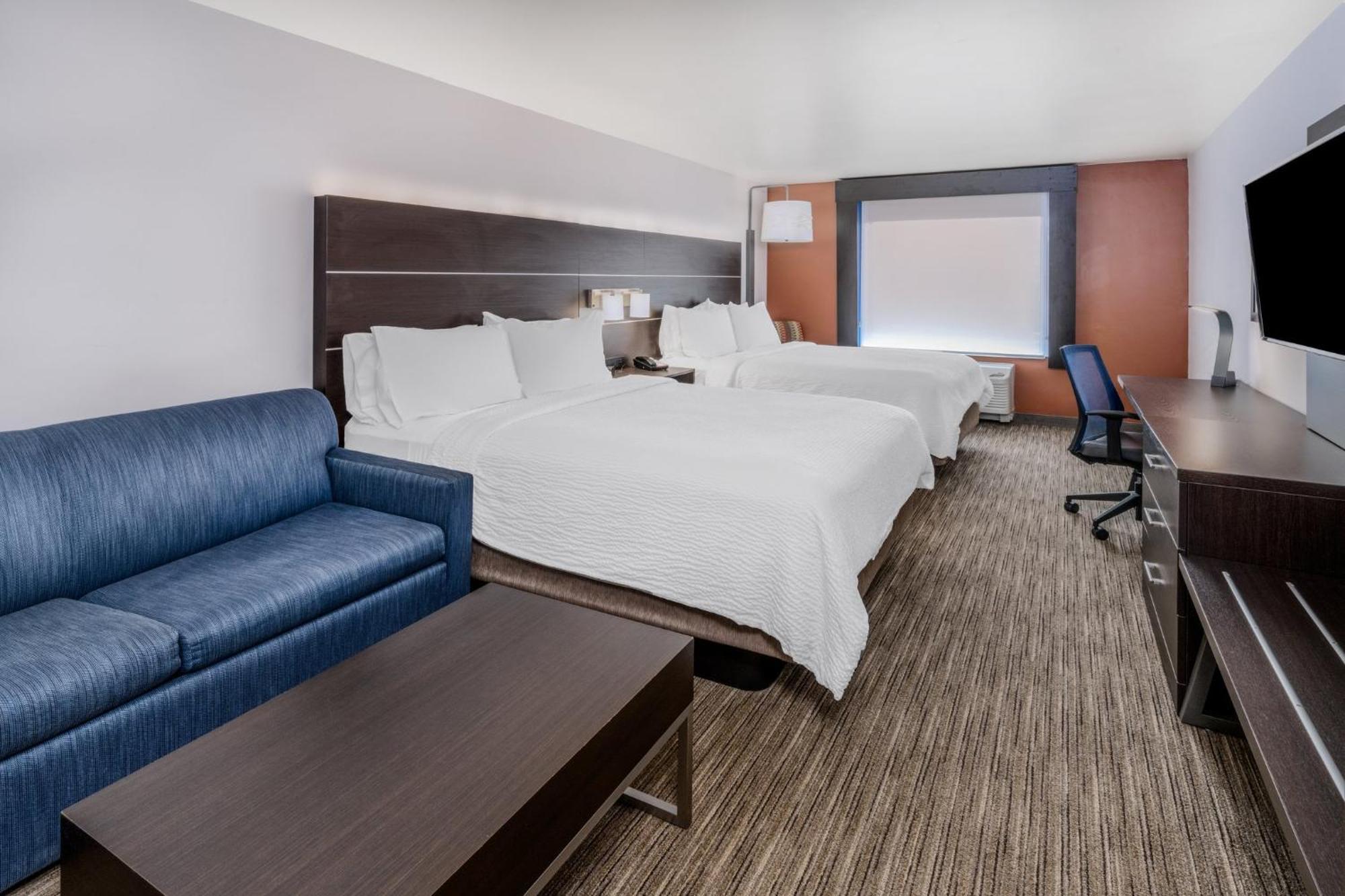 Holiday Inn Express & Suites - Colorado Springs Afa Northgate By Ihg Exterior photo